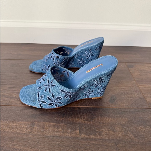 Larroude Jackie Wedge Sandal - Picture 8 of 12